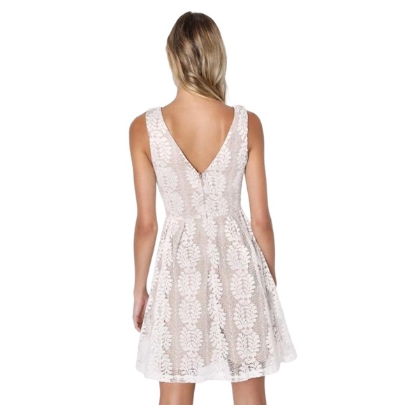 Lulus All of My Heart Lace Skater Short Mini Dress, Cream White Size Medium NWT - Picture 10 of 12